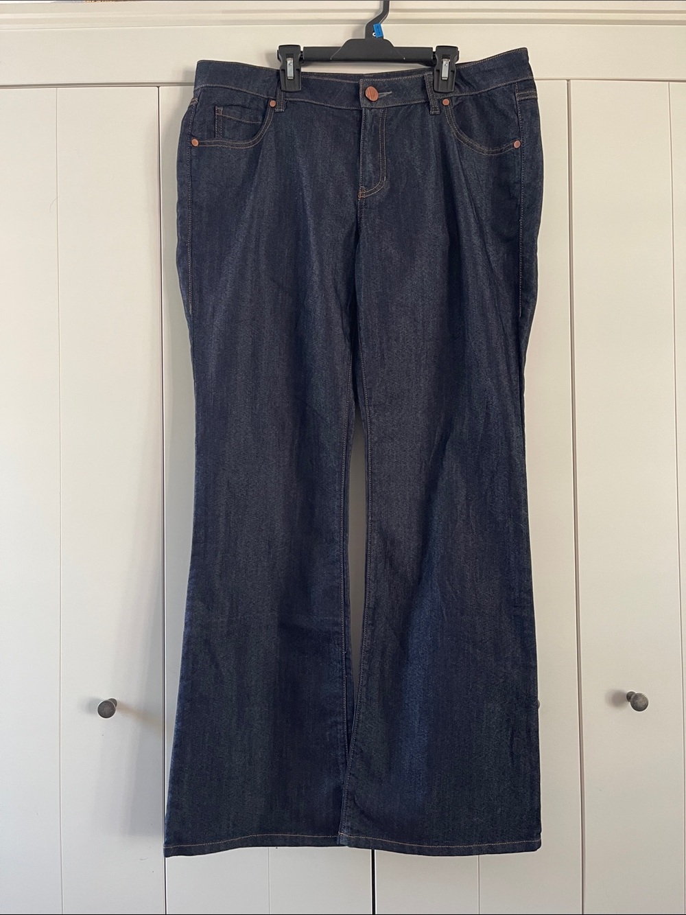 CAbi Jeans Dark Indigo Straight Waistband Detail NWT